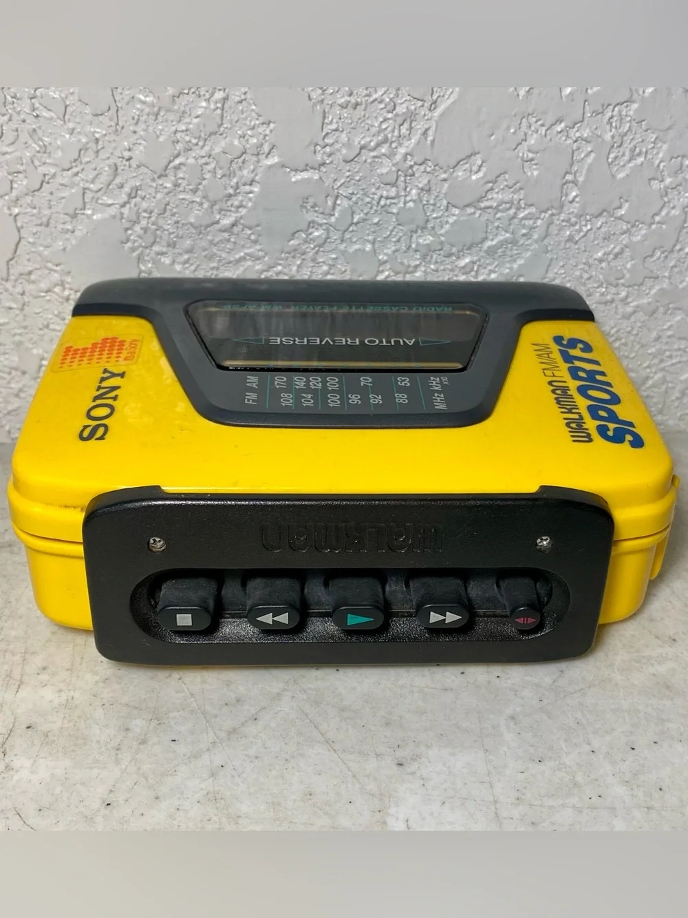 VINTAGE Sony Sports Walkman WM-AF59 AM/FM Radio Cassette Player Tape *Working*